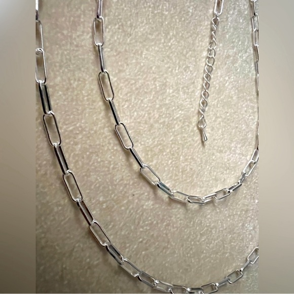 Versatile Maxi Chain 3 in 1 💫 - 18kt Gold Plated & Silver Plated - Picture 4 of 5